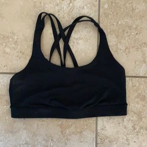 Black lulu lemon sports bra. No inside tags, size 6. No pads